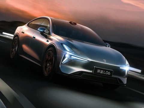 年轻人的代步车:10-15万新能源轿跑怎选?兼顾通勤、颜值与智能
